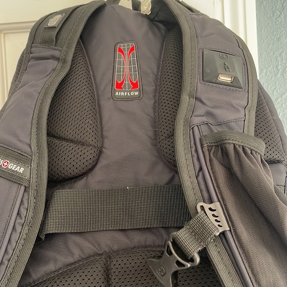 Backpack - Picture 2 of 3